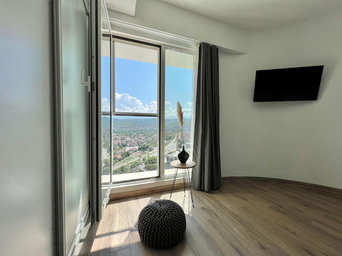 Merdz Spa & Fitness Sky Apartment Skopje Exteriör bild